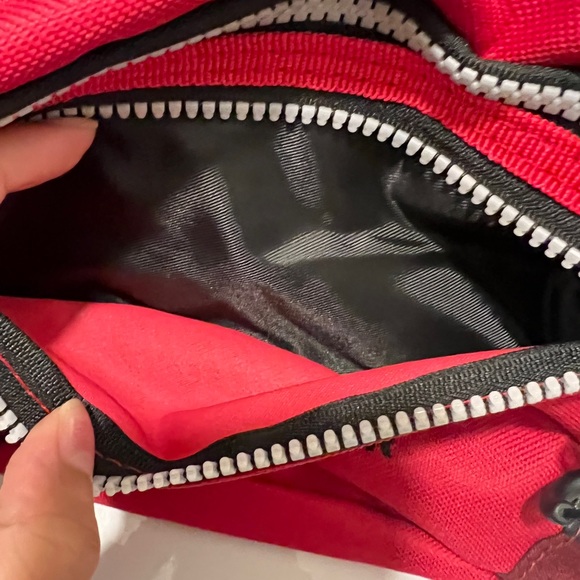 Coca Cola Insulated Fanny Pack. - Picture 7 of 7